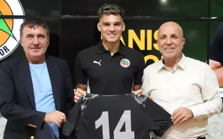 Vatanına Duygusal Geri Dönüş: Hagi Türkiye’ye Döndü!