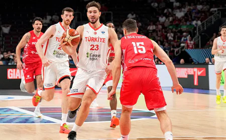 12 Dev Adam 24 Yıl Sonra Yarı Finalde!