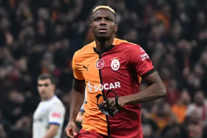Galatasaray’da Zirve Toplantısı: Okan Buruk, Osimhen ile Görüştü