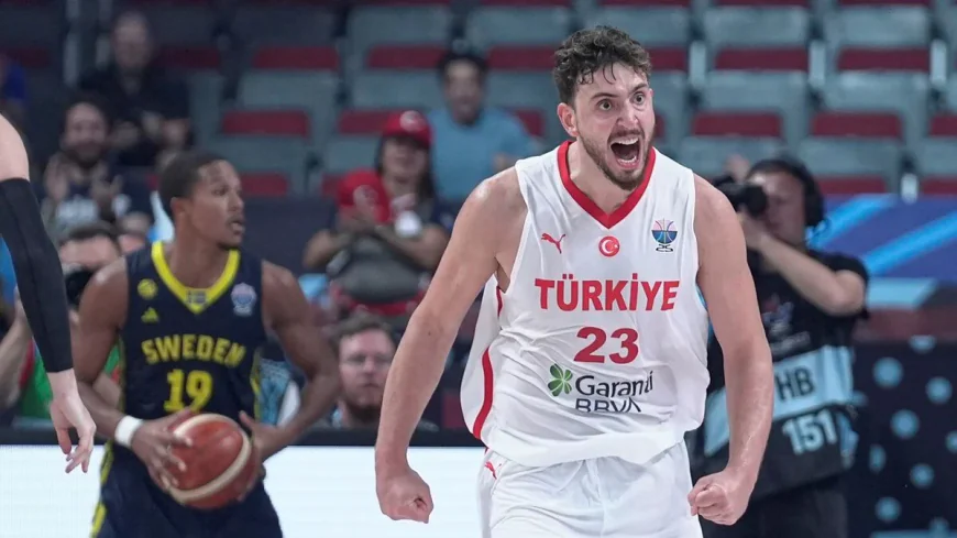 12 Dev Adam’dan Çeyrek Final Coşkusu: Tarihi Adım!