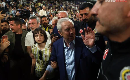 Aziz Yıldırım Kolları Sıvadı! Fenerbahçe’den Hakan Çalhanoğlu Operasyonu